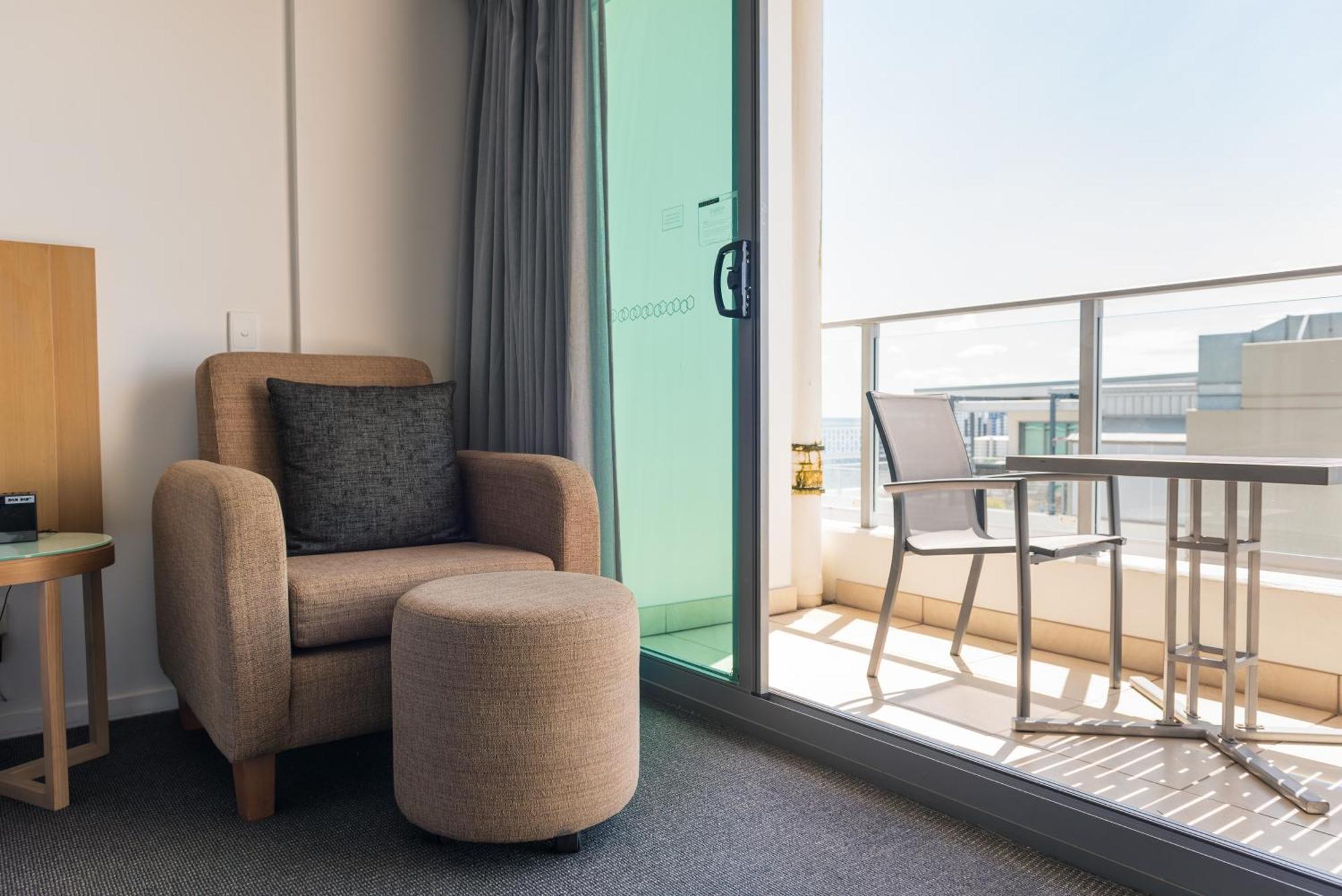 Darwin Harbour Suite Экстерьер фото